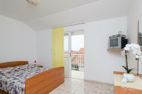 Apartments Jaki - 150 M From Beach
