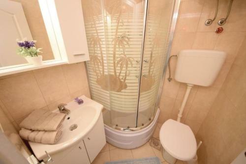 Apartments Lucky - 150m From Sea