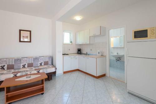 Apartments Ora - With Pool