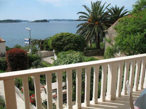 Apartments Antonio-15m From Sea