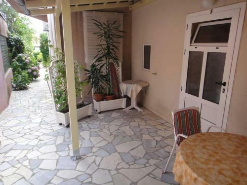 Apartments Antonio-15m From Sea