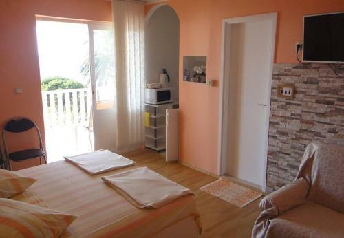Apartments Antonio-15m From Sea