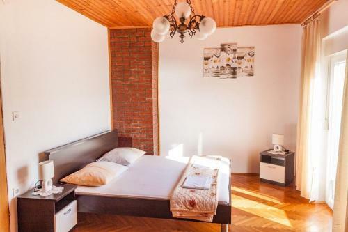 Apartments Stjepan - 10m From Beach