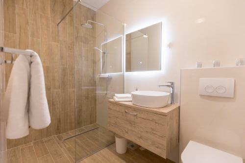 Hostal Apartmani I Sobe Peja?evi?