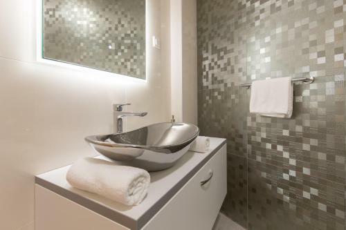 Hostal Apartmani I Sobe Peja?evi?