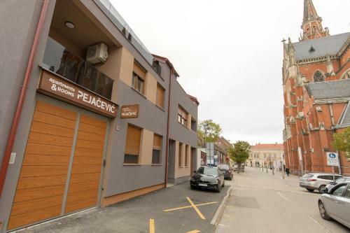 Hostal Apartmani I Sobe Peja?evi?