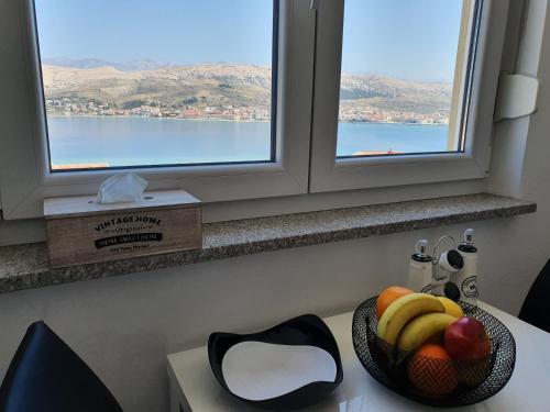 Apartment Moon Island