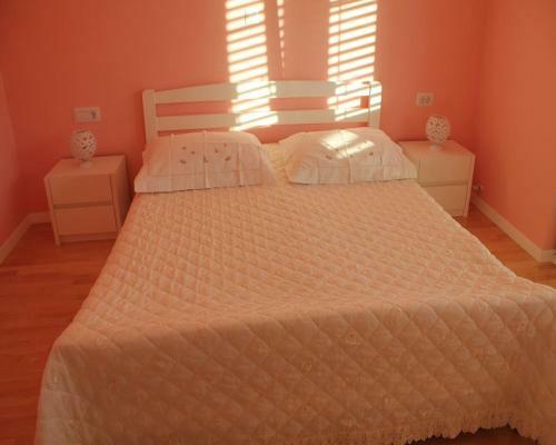Apartments Mirjana - With Parking