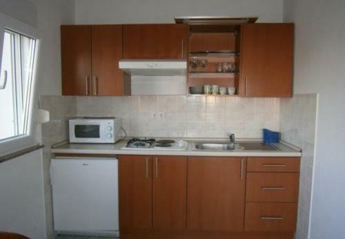 Apartments Den - 100 M From Sea