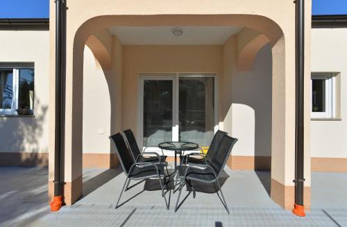 House Senka 1805