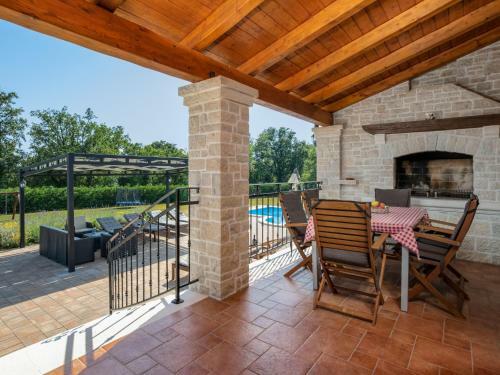 Holiday Home Villa Elida