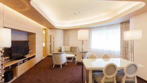 Hotel Elsereine Osaka