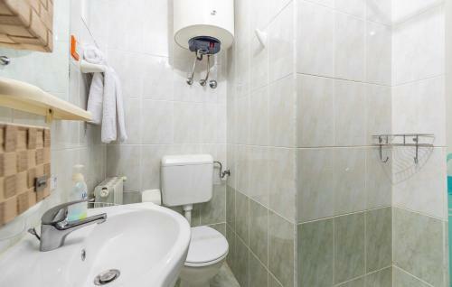 Hostal Apartments And Rooms Laura