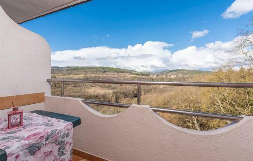 Hostal Apartments And Rooms Laura