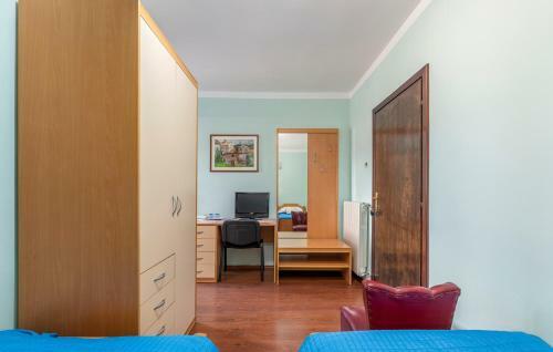 Hostal Apartments And Rooms Laura