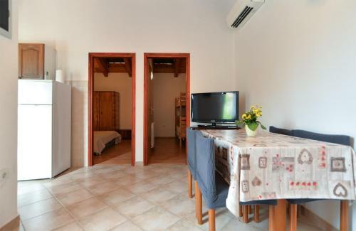 Apartment Peroj 2053