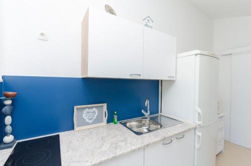 Apartments Snjezana