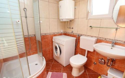 Apartments Neve - 100 M From Beach