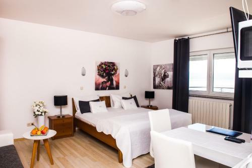 Hostal Apartments And Rooms Anka - Jacuzzi