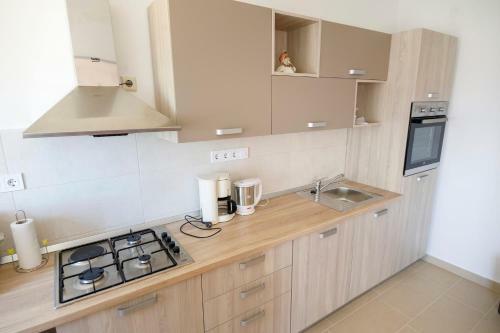 Sea View Apartment Manda