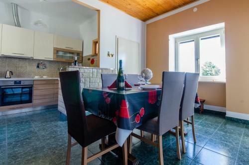 Holiday House Smilovic