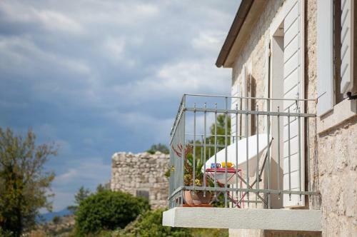 Villa Heritage Villa In Podgora, Private Pool