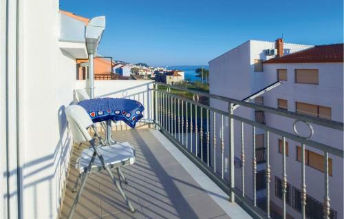 Two-bedroom Apartment In Podstrana
