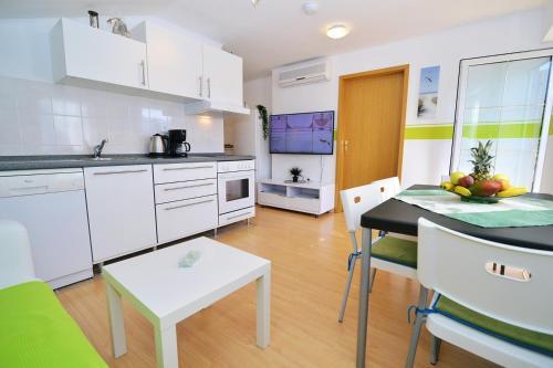 Apartment P.a.l.m.e.