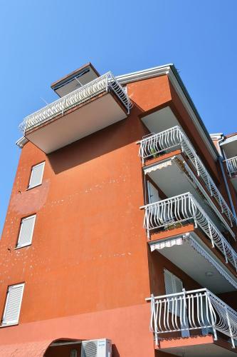 Apartment P.a.l.m.e.