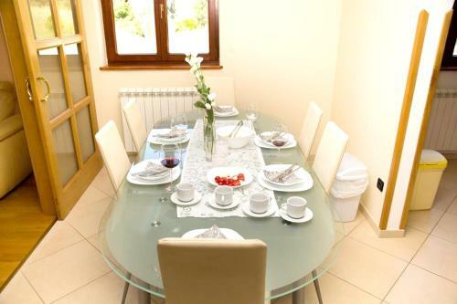 Villa With 6 Bedrooms In Pomer With Private Pool And Wifi