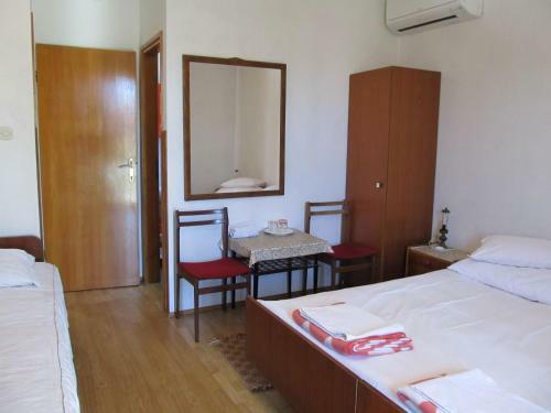 Hostal Vintage City Rooms