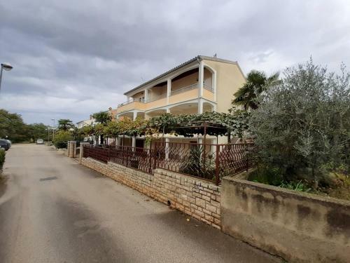 Hostal Apartments Ritosa Spadici Beach Area