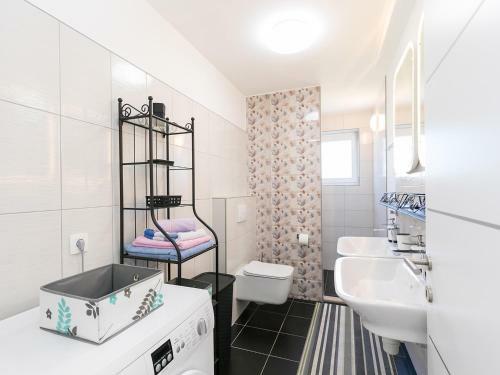 New 2020! 3 Bedrooms Apartment Simona