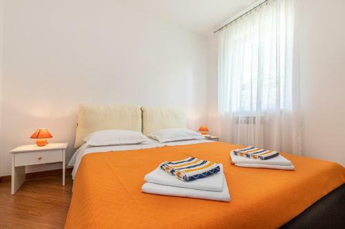 Hostal Apartments Ada Near The Sea