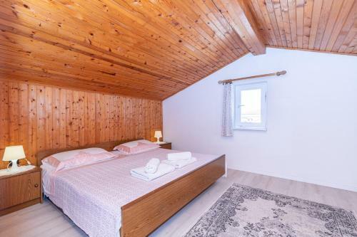 Hostal Apartments Ada Near The Sea