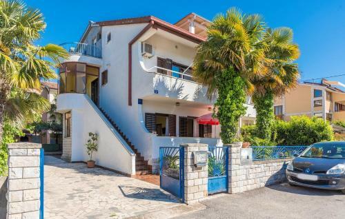 Hostal Apartment Complex Leke