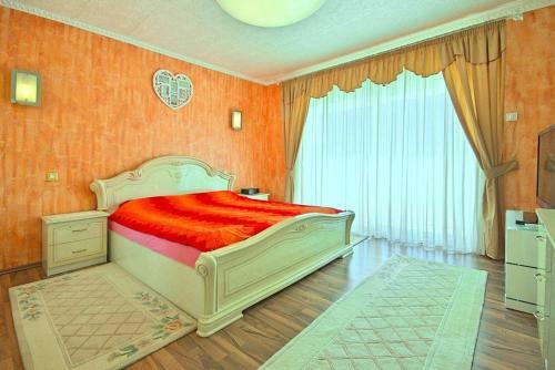 Apartamento Viki, Sani, Stiven, Evan, Teo
