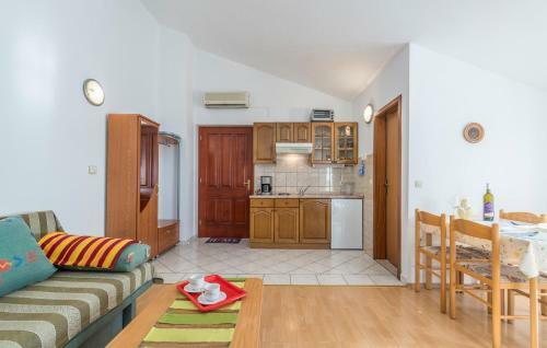 Hostal Apartments Ulika