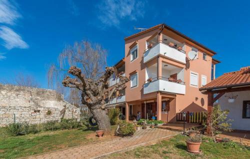 Hostal Apartments Ulika
