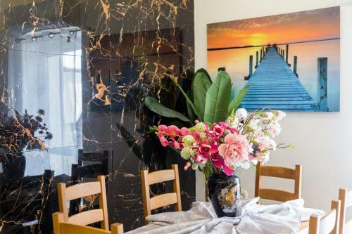 Chic Apartments In Pore? Old Town