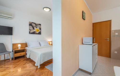 Hostal Apartment Complex Silvana