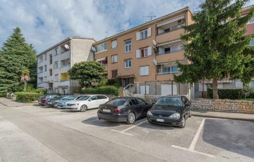 Apartment Ana Brulo Near The Beach