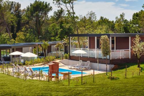Premium Camping Homes Santa Marina, Lanterna