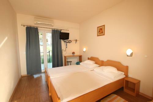 Hostal Guest Room For 2 In Porec