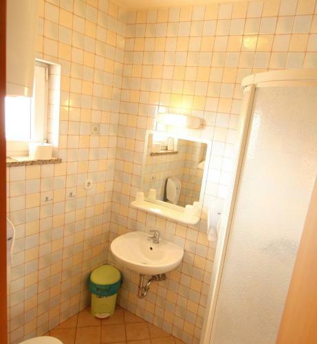 Hostal Guest Room For 2 In Porec