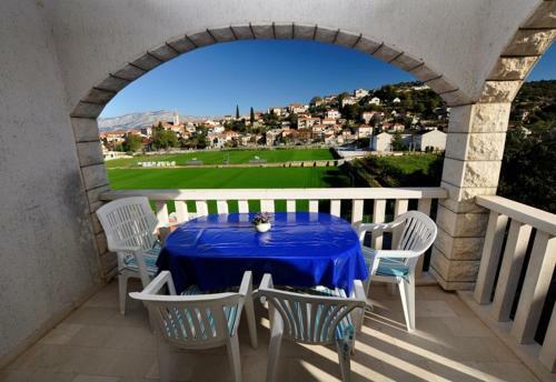 Apartments Pavao - With Parking