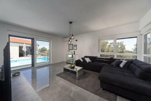 Villa Loto