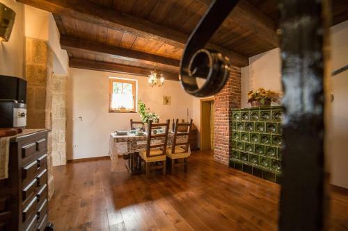 Beautiful Stone Villa Verde