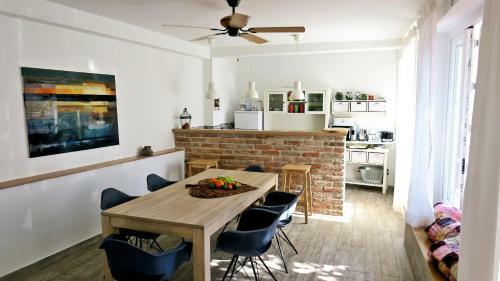 Apartamentos Art House Premantura