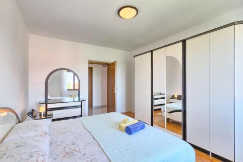 Apartments Bozidar 2035